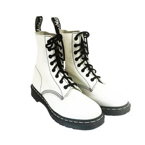 DR. MARTENS Pascal Black/White Leather Combat Boots #1460 Size 9